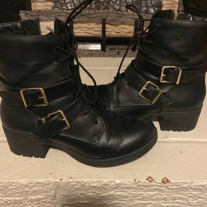 Soda heeled boots 👢 womens 8.5